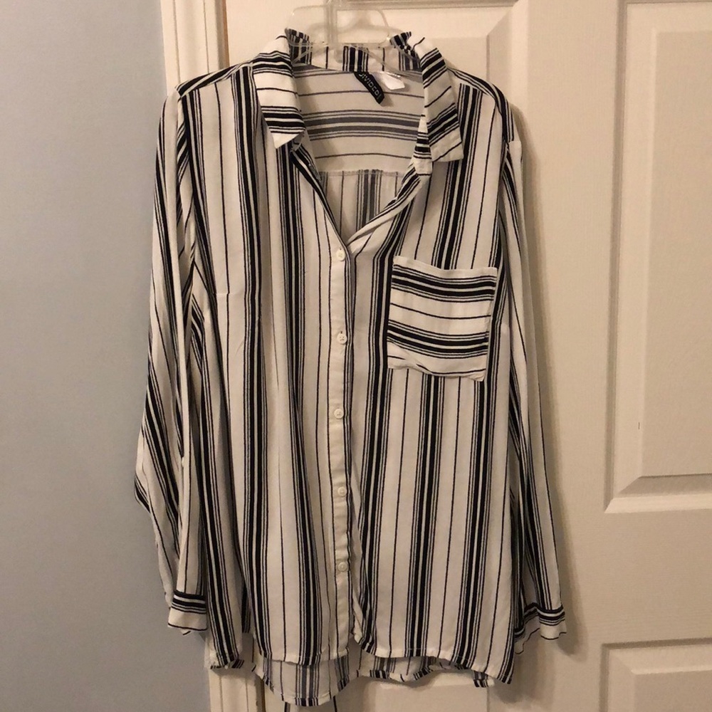 H&M button up